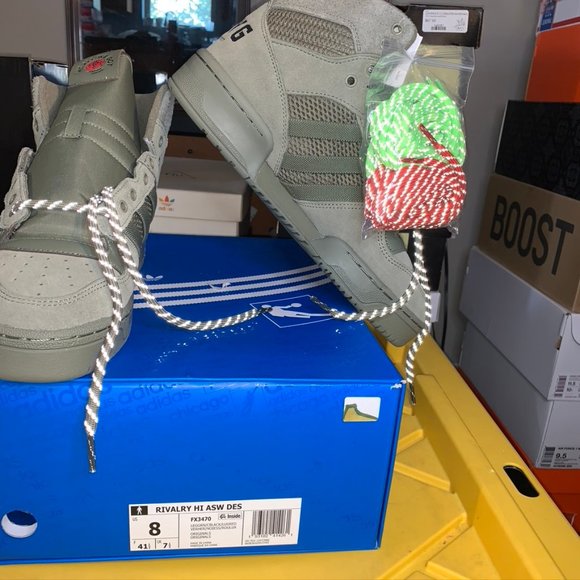 we all we got rivalry hi shoes